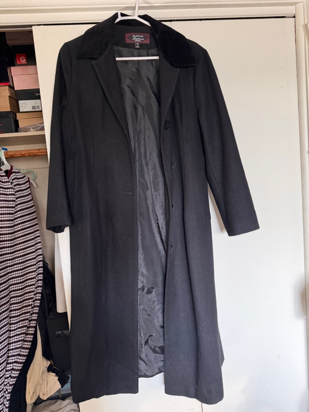 Wool Long Trench Coat with Velvet Collar - Black
